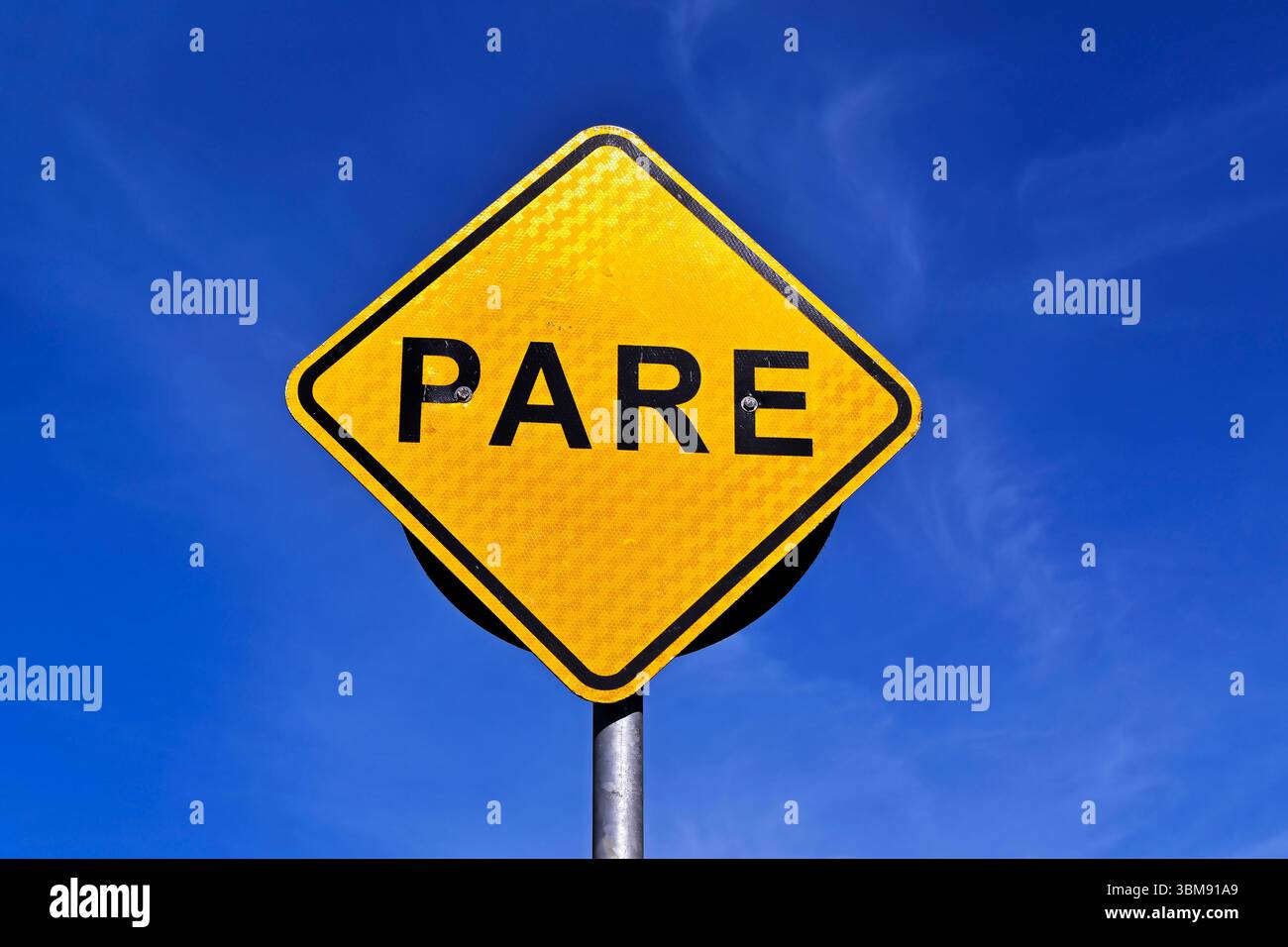 Straßenschild mit STOP, Rio de Janeiro, Brasilien Stockfoto