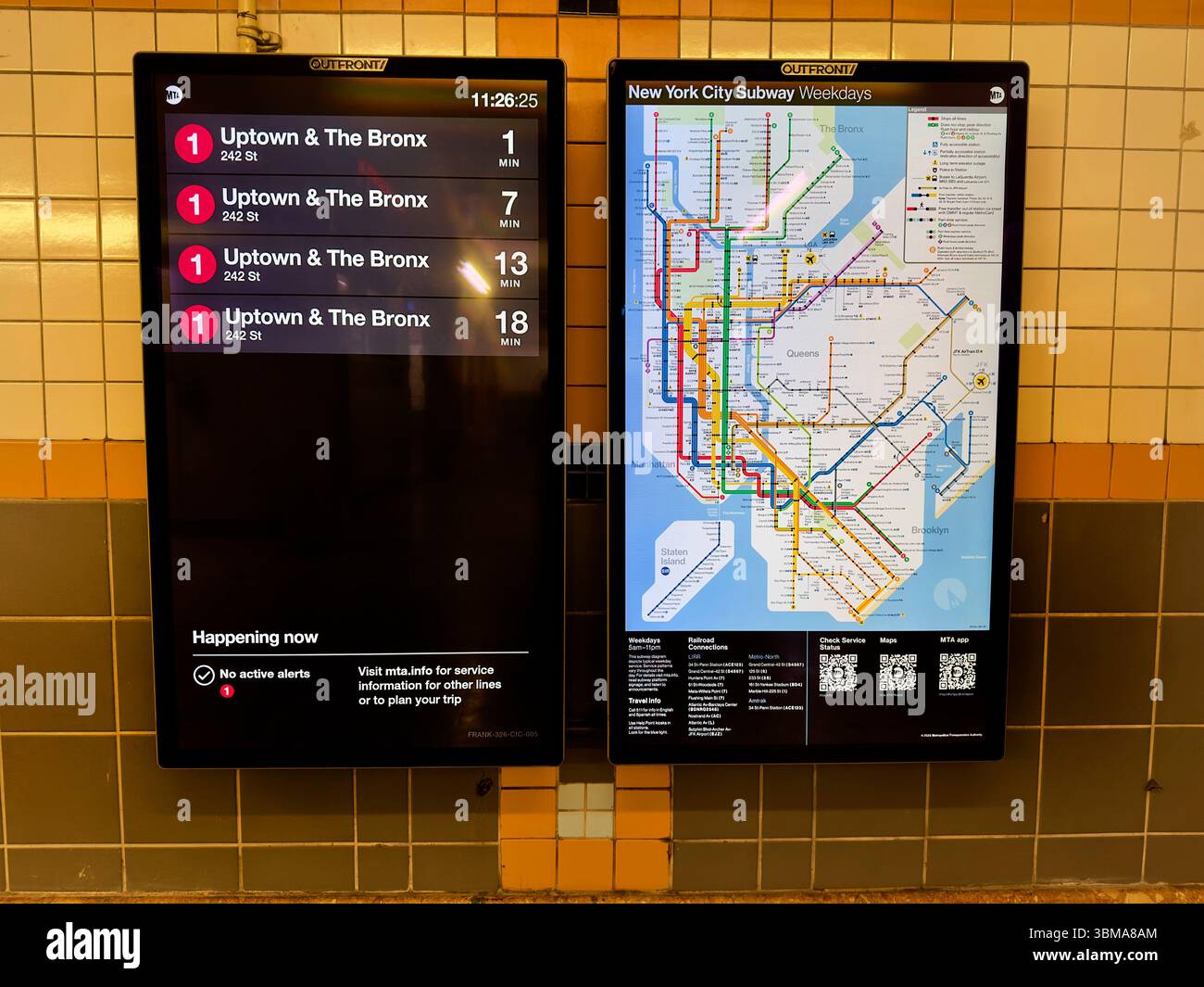 U-Bahn-Karte und Informationstafel für die Ankunft des Zuges, U-Bahn-Station Franklin Street, Tribeca, Manhattan, New York City, New York, Stockfoto