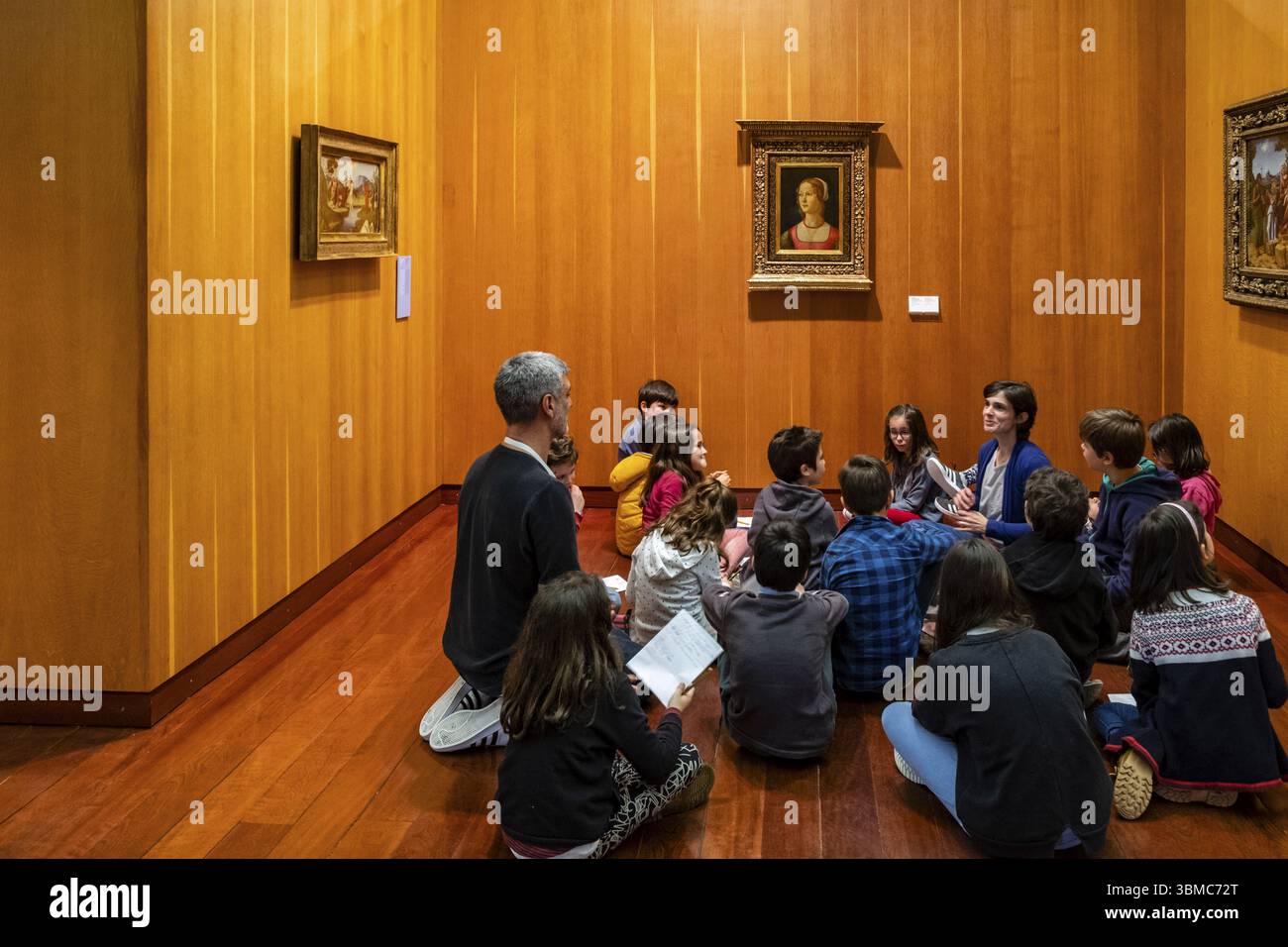 Gruppe der Schüler, Calouste Gulbenkian Foundation, (Fundacao Calouste Gulbenkian), Lissabon, Portugal, Europa Stockfoto