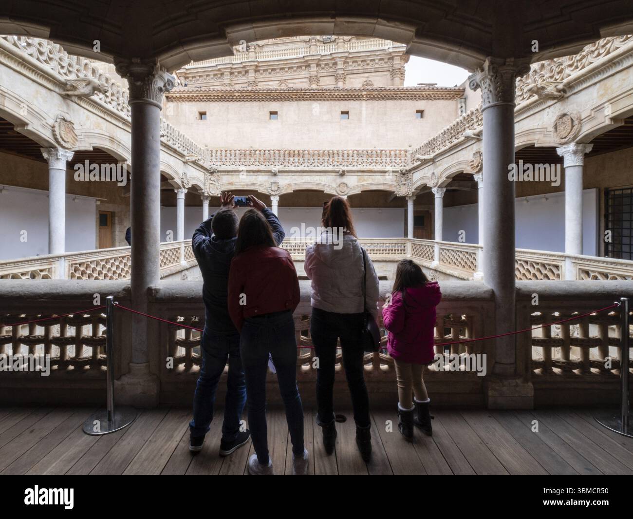 Innenhof des Hauses der Muscheln (Casa de las Conchas), Salamanca, autonome Gemeinschaft von Kastilien und Leon, Spanien, Europa Stockfoto