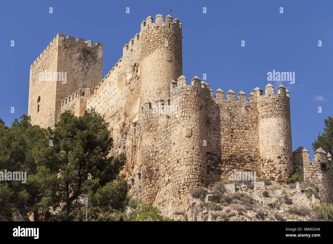Schloss Almansa, nationales historisch-künstlerisches Denkmal, 14. Jahrhundert auf den Überresten von Almohad, Almansa, Provinz Albacete, Kastilien-La Mancha, Spanien, Europa Stockfoto
