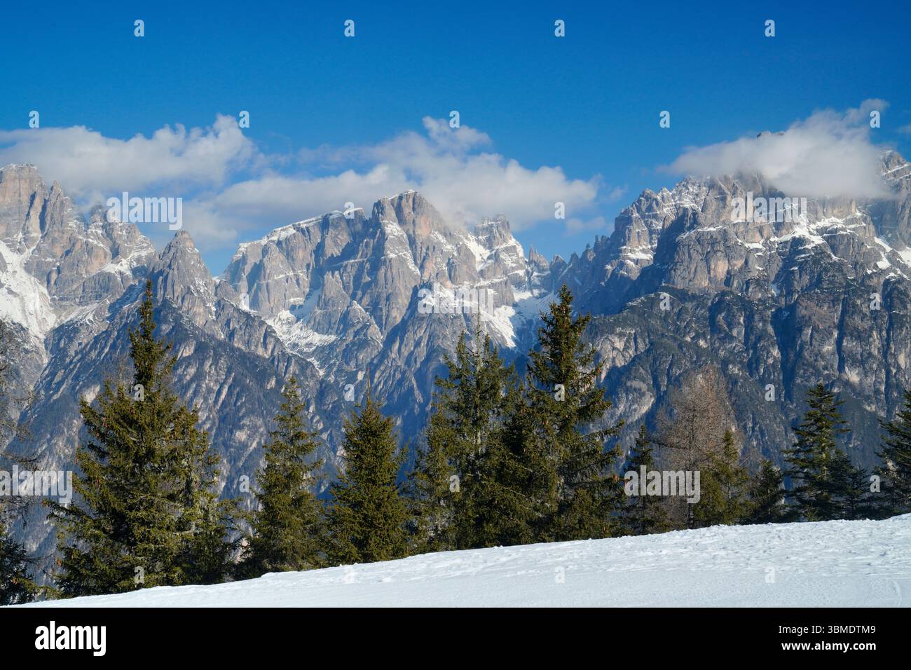 Sextner Dolomiten, Dolomiten, Ostalpen, Winter, Skifahren, Auronzo di Cadore, Region Veneto, Provinz Belluno Stockfoto
