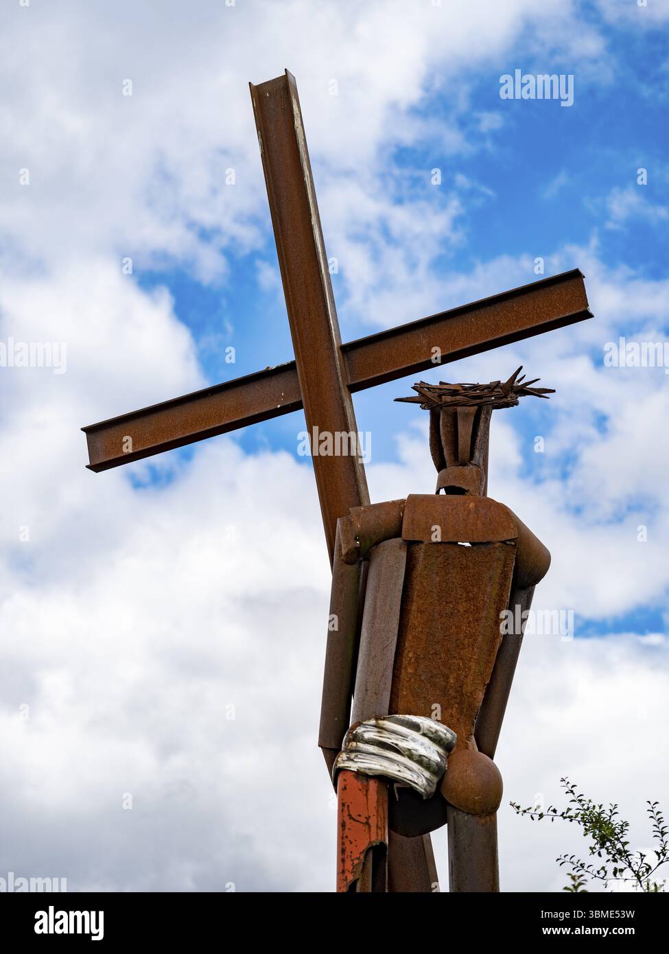 Weg der Hoffnung an der Gedenkstätte Point Alpha zwischen Geisa in Thüringen und Rasdorf in Hessen, der ehemaligen innerdeutschen Grenze. Das Kunstprojekt der Stockfoto