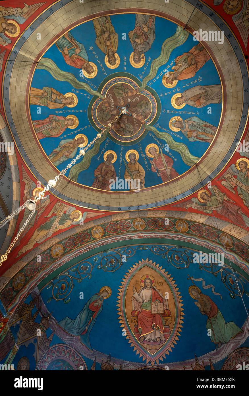 Kirchen im Rhein-Kreis-Neuss, Rommerskirchen-Oekoven, St. Briktius, Fresken im Chor Stockfoto