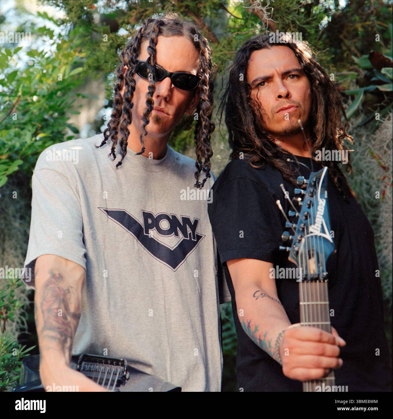 Brian Welch und James Shaffer von Korn 1999 Credit: Ross Pelton/MediaPunch Stockfoto