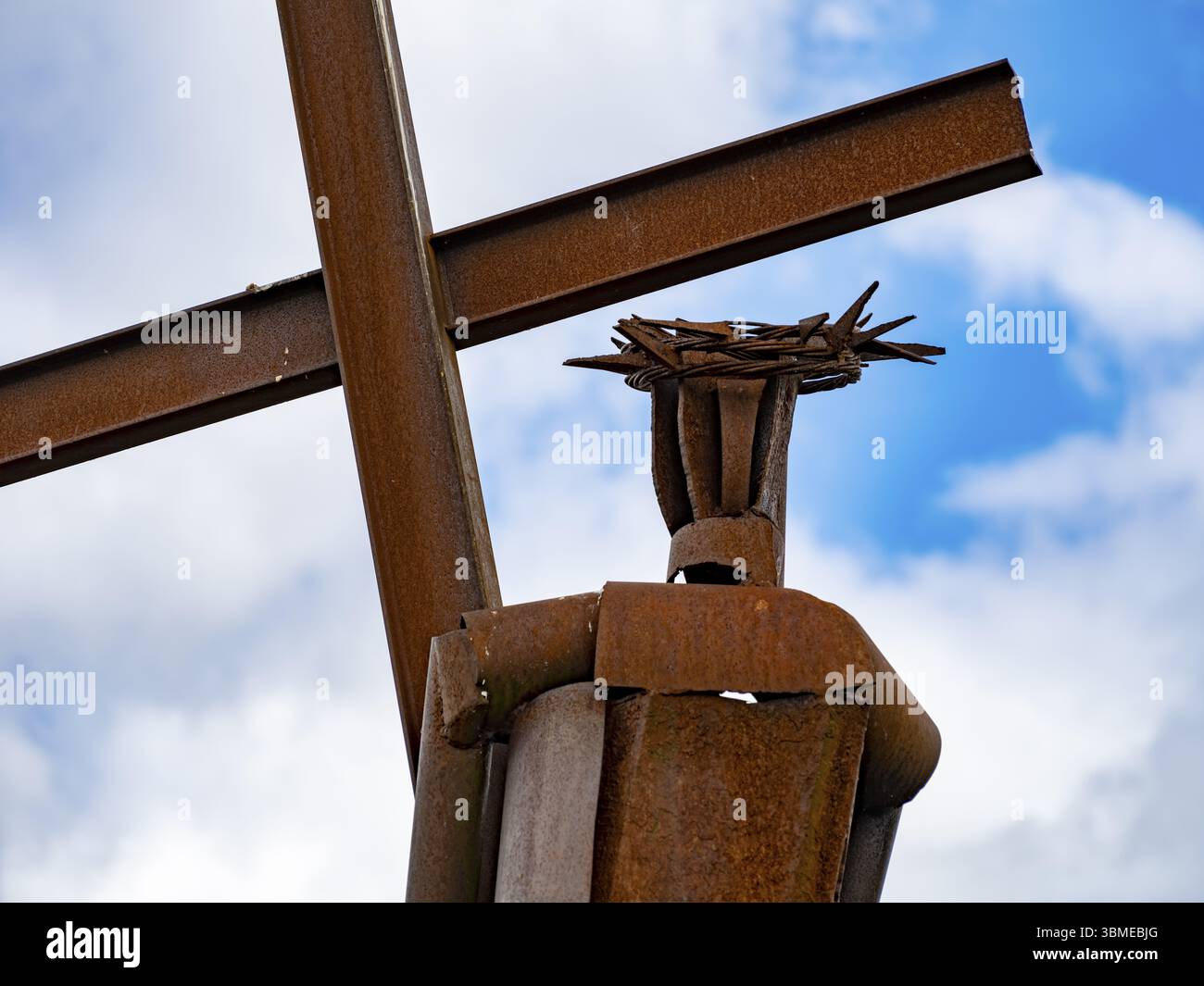 Weg der Hoffnung an der Gedenkstätte Point Alpha zwischen Geisa in Thüringen und Rasdorf in Hessen, der ehemaligen innerdeutschen Grenze. Das Kunstprojekt der Stockfoto