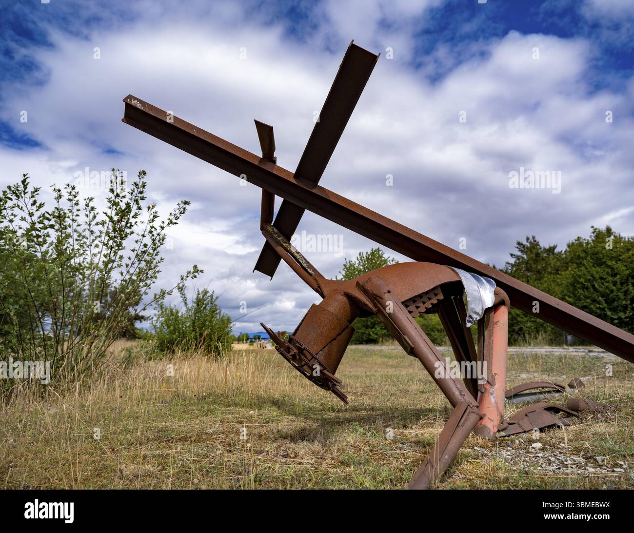 Weg der Hoffnung an der Gedenkstätte Point Alpha zwischen Geisa in Thüringen und Rasdorf in Hessen, der ehemaligen innerdeutschen Grenze. Das Kunstprojekt der Stockfoto