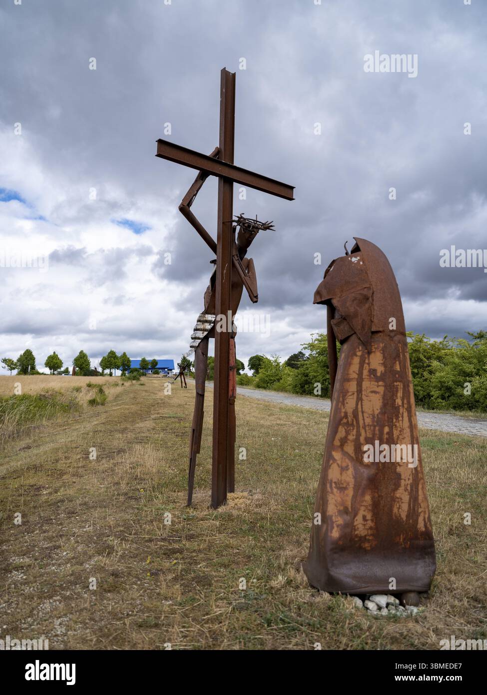 Weg der Hoffnung an der Gedenkstätte Point Alpha zwischen Geisa in Thüringen und Rasdorf in Hessen, der ehemaligen innerdeutschen Grenze. Das Kunstprojekt der Stockfoto