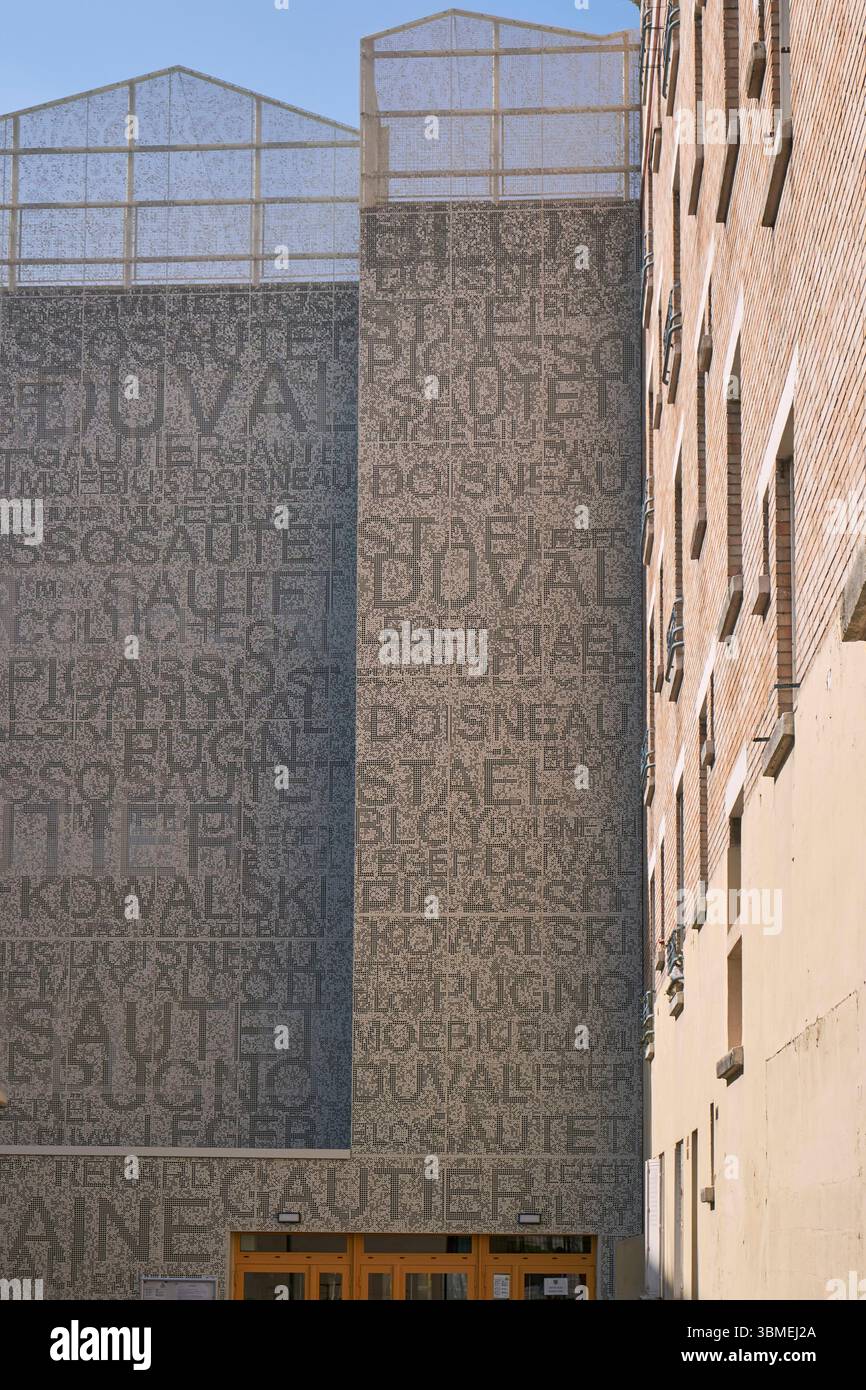 Frankreich, Hauts de seine, Montrouge, Place Emile Cresp, Jeanne d'Arc School Stockfoto