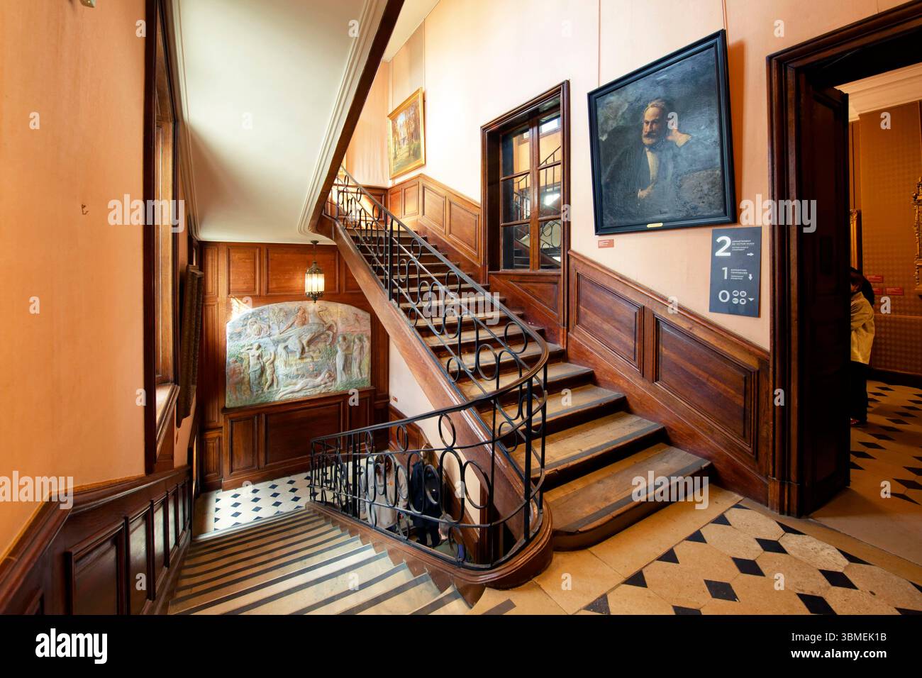 Frankreich, Paris, Marais District, Place des Vosges, House of Victor Hugo France, Paris (75), Quartier du Marais, Place des Vosges, la Maison de Victor Hugo, escalier de la Maison Stockfoto