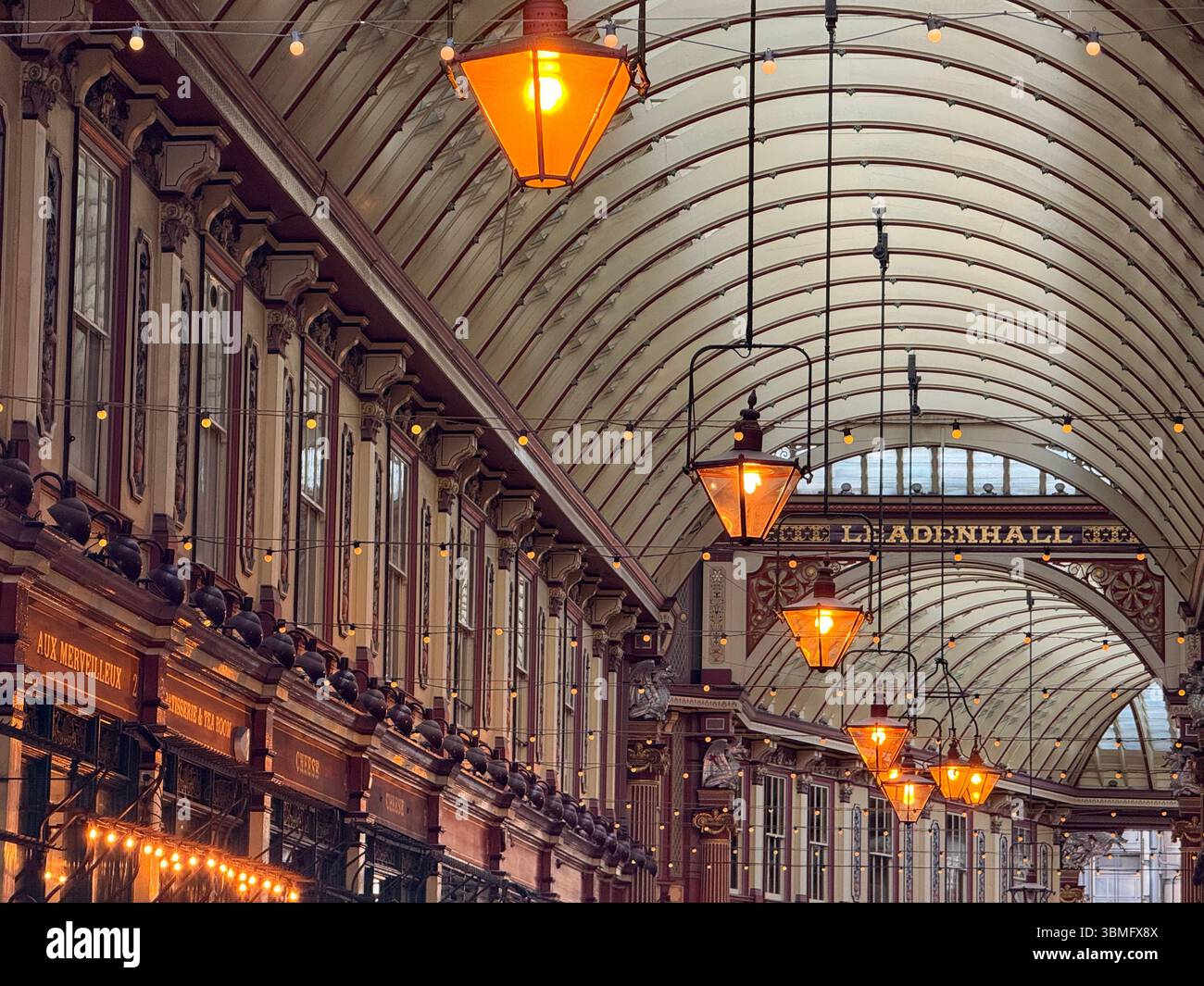 Dach und Lichter des Leadenhall Market, City of London Stockfoto