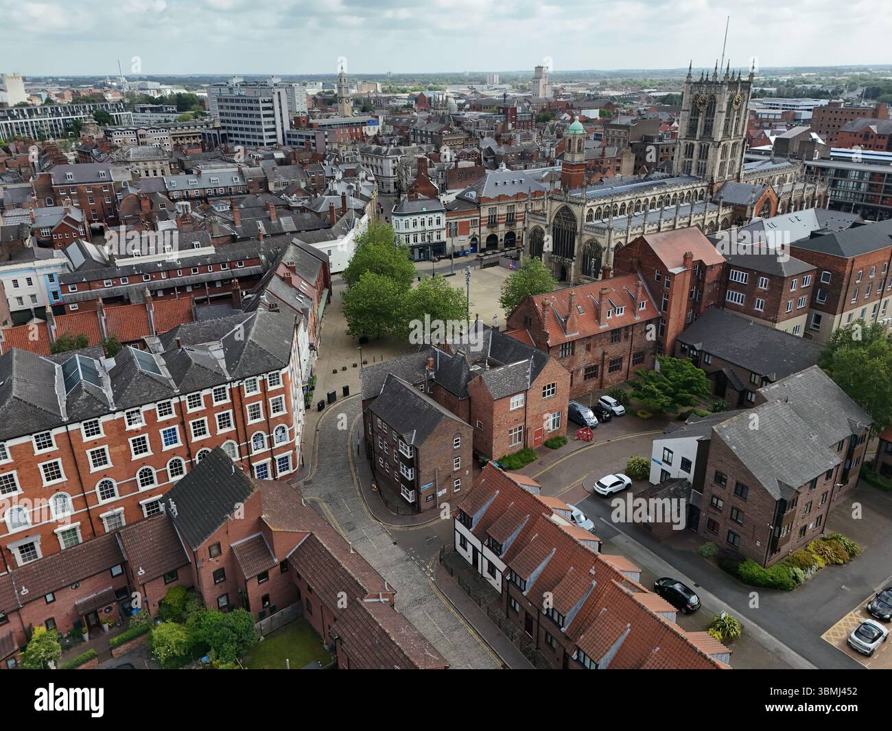 areal Views of Hull Minster ist eine anglikanische Kirche im Zentrum von Hull. Die Kirche hieß Holy Trinity Church. East Riding of Yorkshire, England Stockfoto