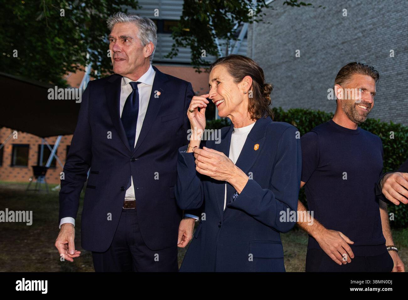 ZEIST, 27.06.2025, KNVB Campus, Tribut an die Spieler und Kader der niederländischen U19, nachdem er Europameister 2025 wurde. KNVB-Direktorin Marianne van Leeuwen und KNVB-Vorsitzender Frank Paauw. Beschreibung: Pro Shots/Alamy Live News Stockfoto