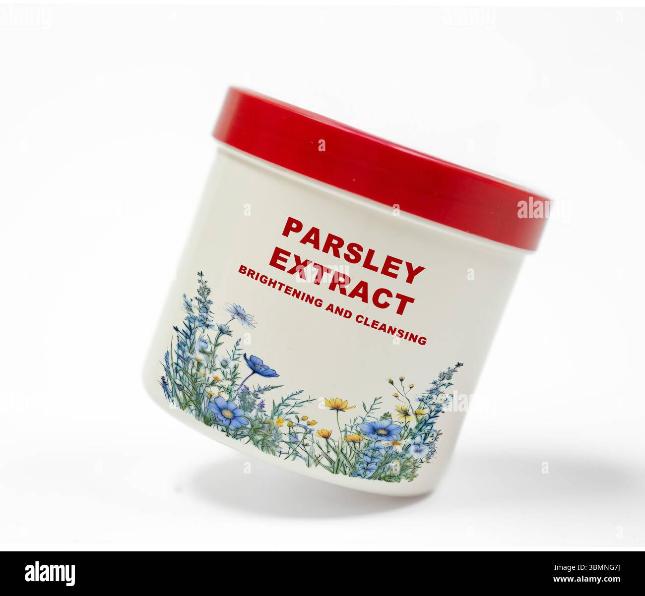 Petersilienextrakt. Hellt den Hautton auf, entgiftet und reduziert dunkle Flecken. Stockfoto