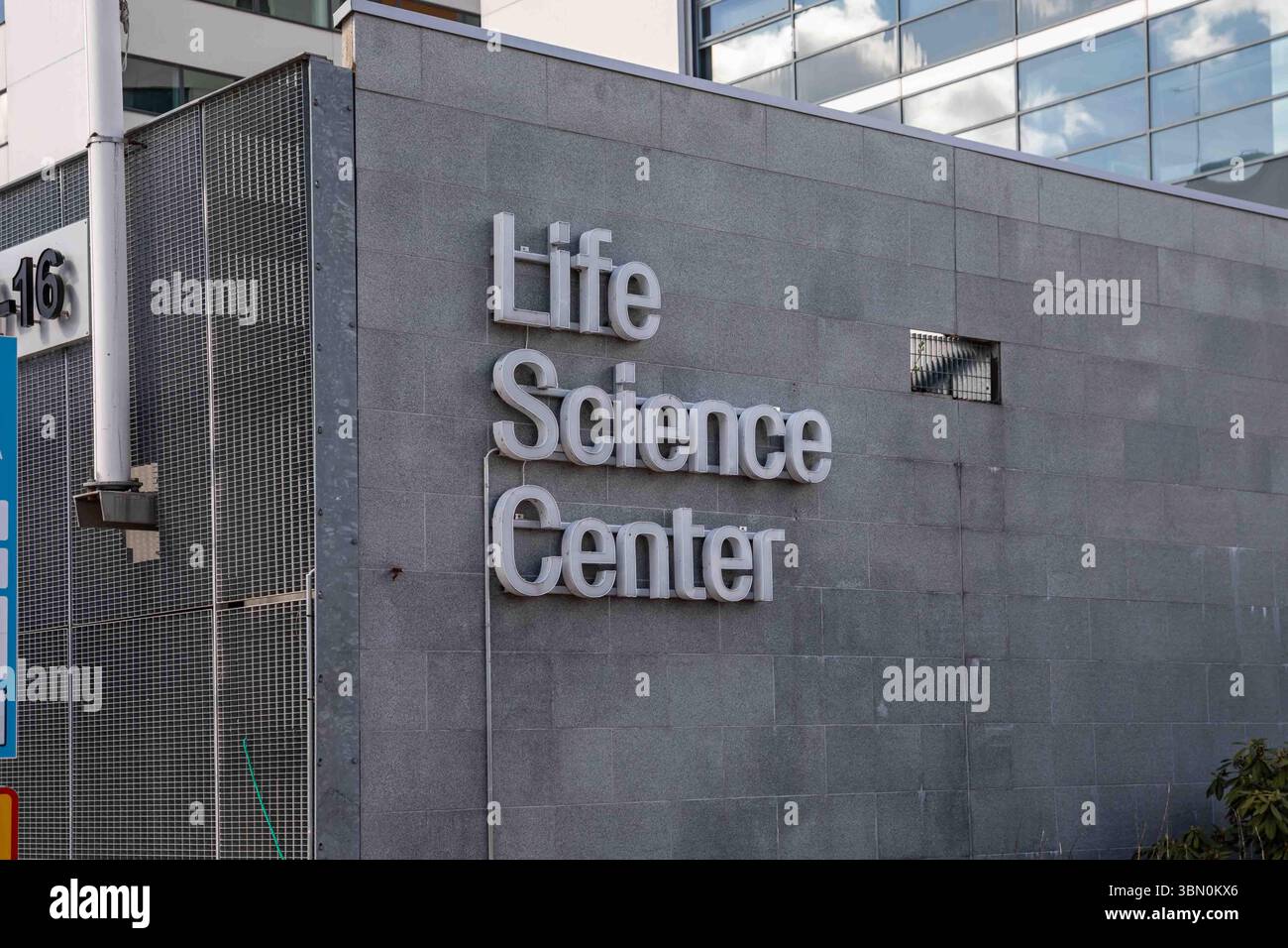Bürokomplex des Life Science Center in Keilaranta 10-18 im Bezirk Keilaniemi in Espoo, Finnland Stockfoto