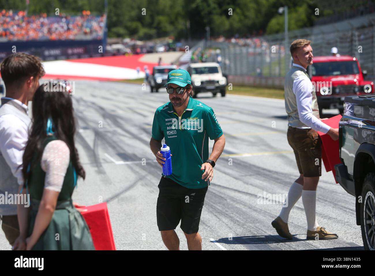 Spielberg, Steiermark, Österreich. Juni 2025. Fernando Alonso (ESP) - Aston Martin Aramco F1 Team - Aston Martin AMR25 - Mercedes während der Formel 1 MSC Cruises Austrian Grand Prix 2025, Spielberg, Österreich, vom 26. Bis 29. Juni - Runde 11 von 24 von 2025 F1-Weltmeisterschaft (Credit Image: © Alessio de Marco/ZUMA Press Wire) NUR REDAKTIONELLE VERWENDUNG! Nicht für kommerzielle ZWECKE! Stockfoto