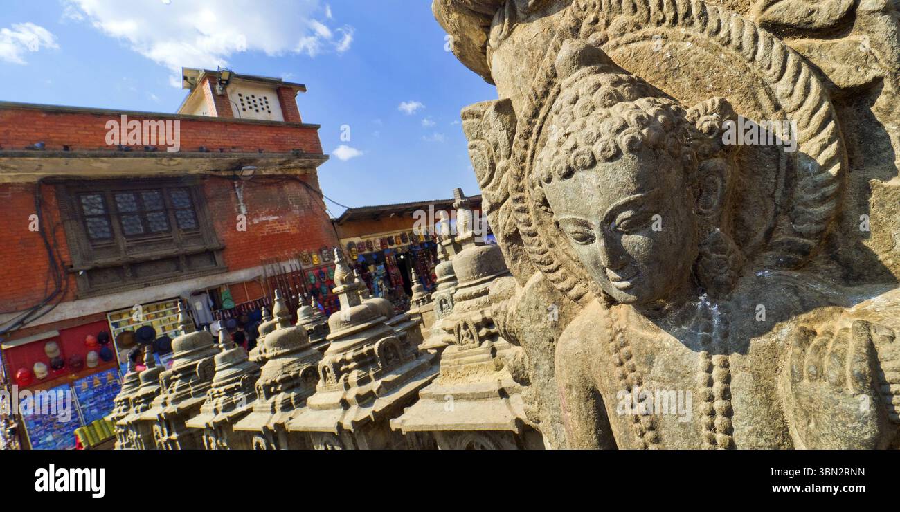 Buddhistische Skulptur, Swayambhunath-Tempel, Monkey-Tempel, UNESCO-Weltkulturerbe Siite, Kathmandu, Nepal, Asien Stockfoto