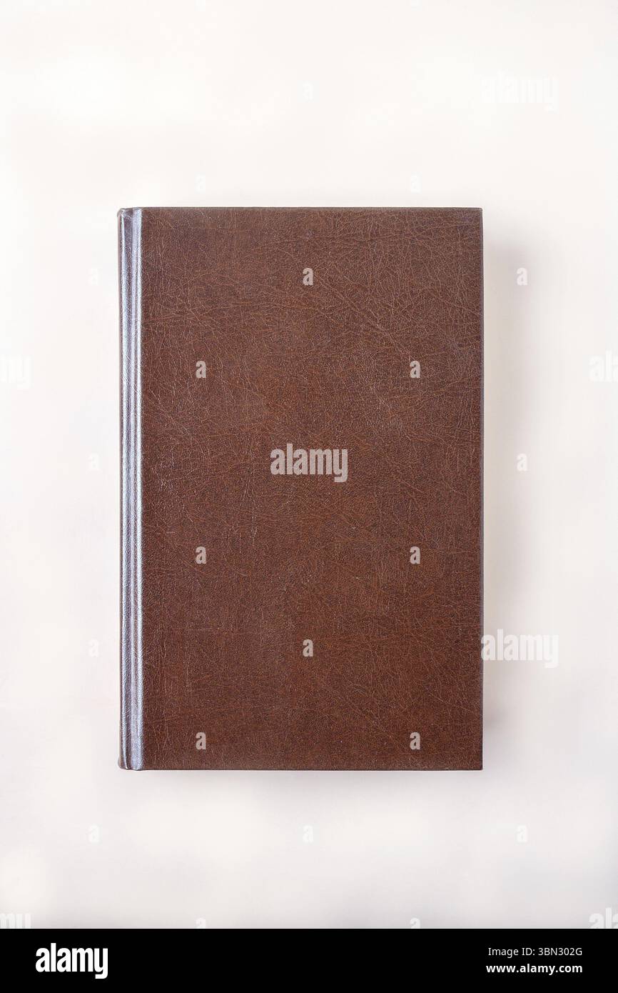 Ein Buch liegt auf dem Tisch, Mockup Stockfoto