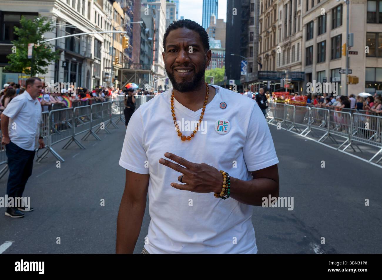 New York, Usa. Juni 2025. Jumaane Williams nimmt an der jährlichen New York City Pride Parade am 29. Juni 2025 in New York City Teil. Quelle: SOPA Images Limited/Alamy Live News Stockfoto