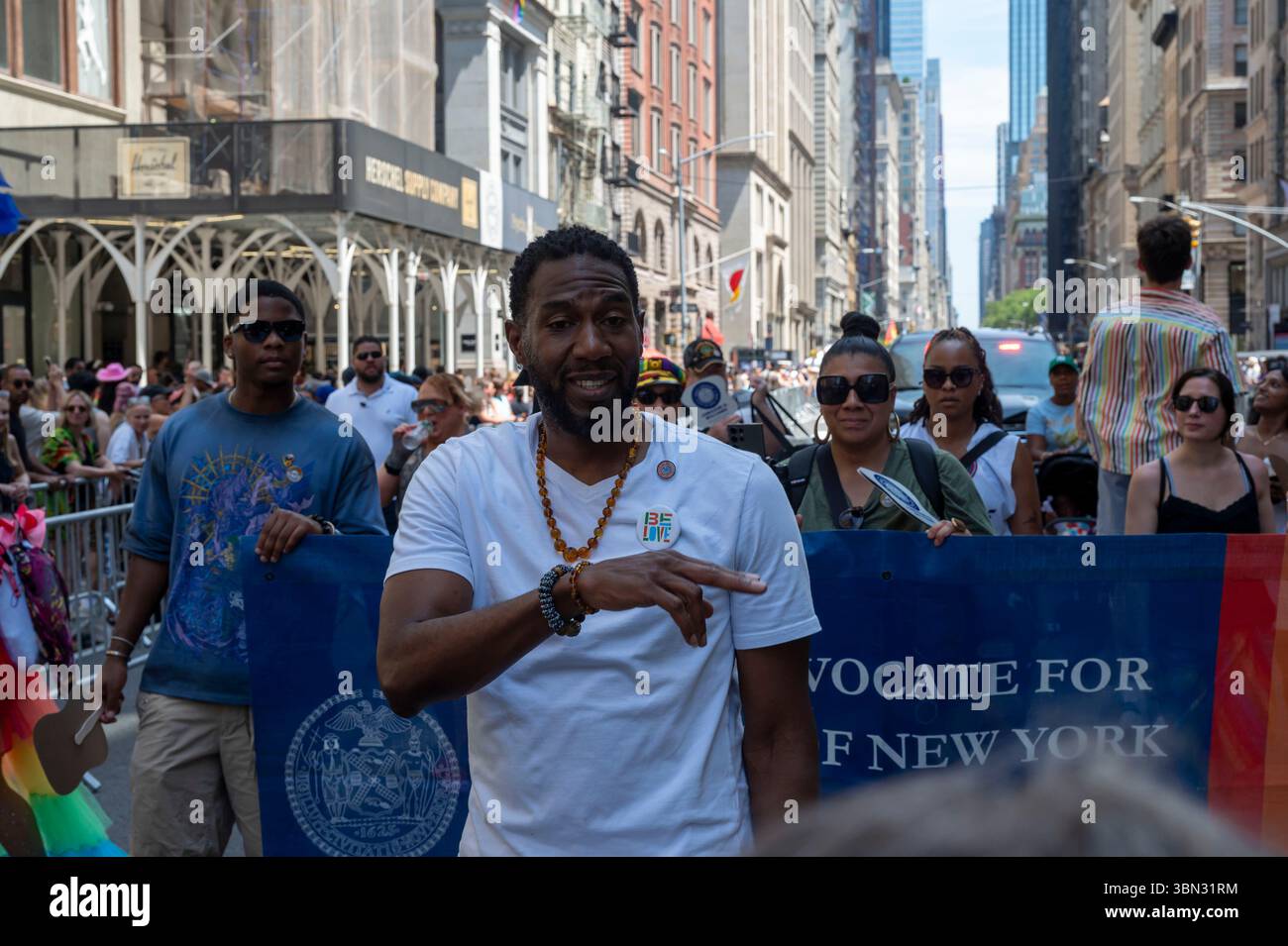 New York, Usa. Juni 2025. Jumaane Williams nimmt an der jährlichen New York City Pride Parade am 29. Juni 2025 in New York City Teil. Quelle: SOPA Images Limited/Alamy Live News Stockfoto