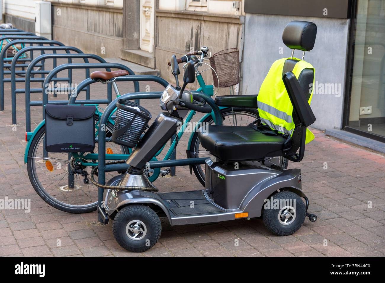 Deaktivierter Elektroroller Stockfoto