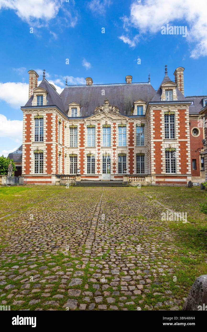 Frankreich, Hauts-de-France, Picardie, Somme, Amiens. Hotel de Berny, Museum für lokale Kunst und regionale Geschichte. Ehemalige Residenz der Schatzmeister von Fran Stockfoto