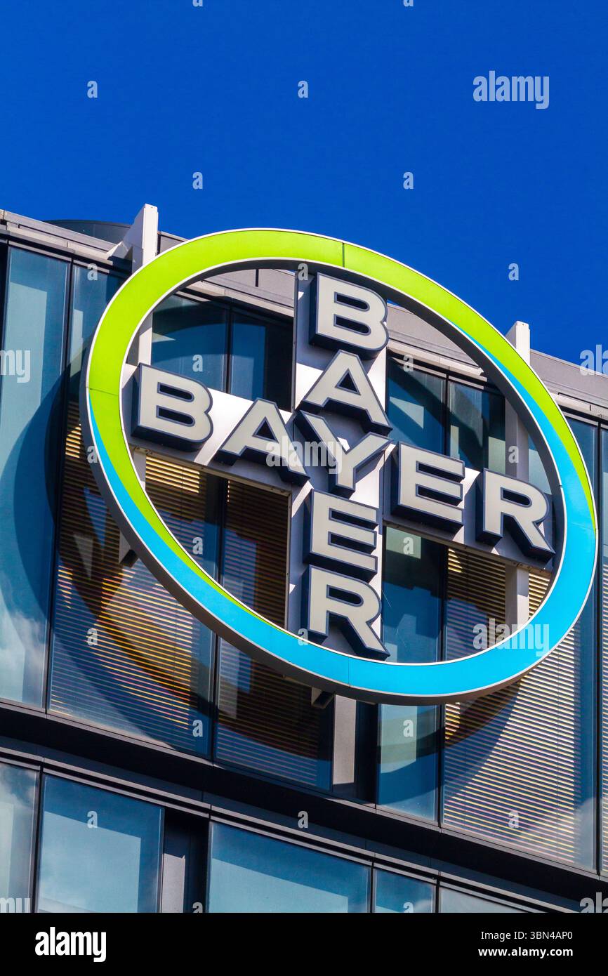 Frankreich, Ile de France, Hauts-de-seine, La Garenne-Colombes. Hauptsitz von Bayer SAS. Stockfoto
