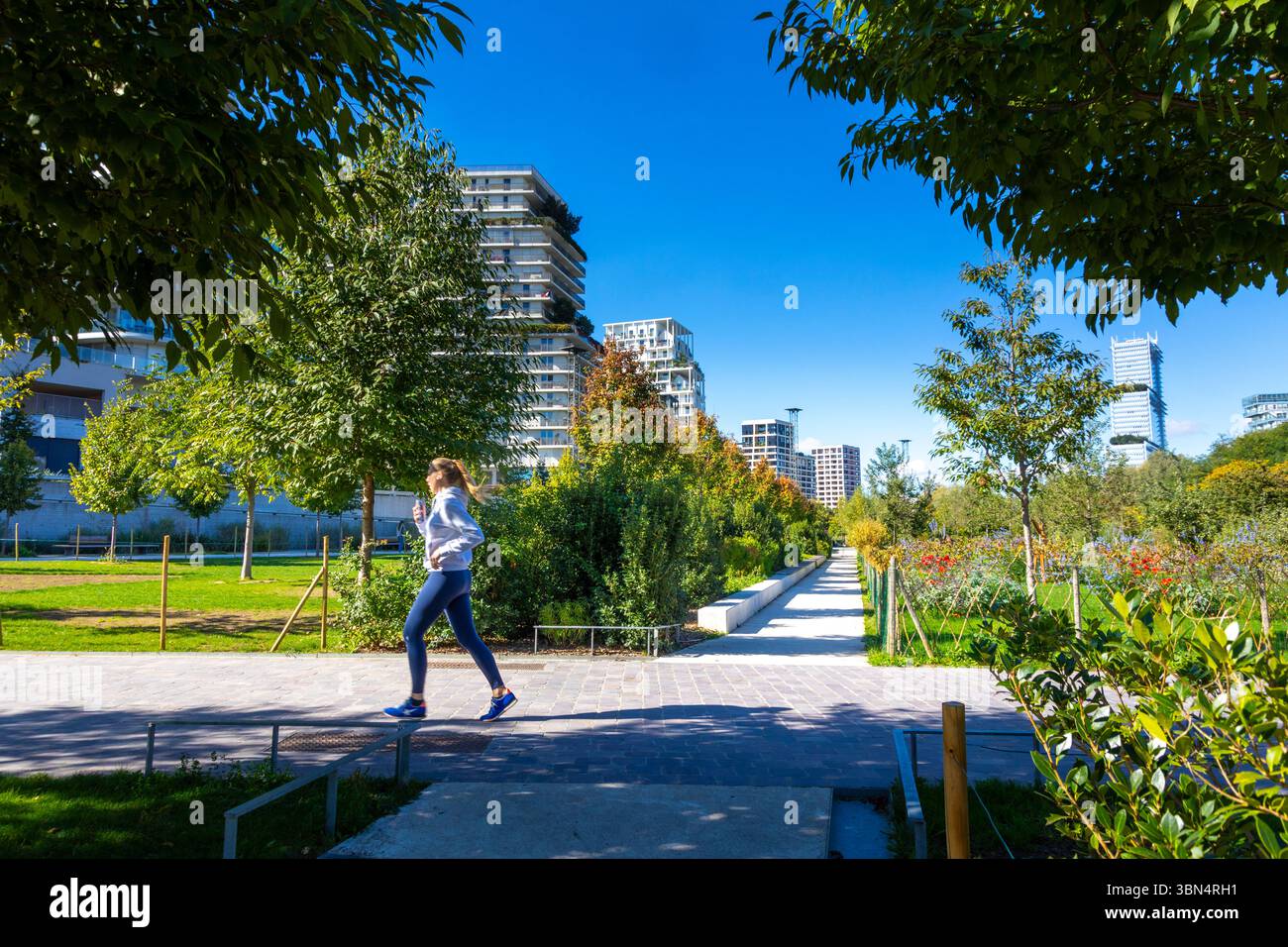 Frankreich, Ile-de-France, Paris, 17. Arrondissement. Clichy-Batignolles Eco-District Stockfoto