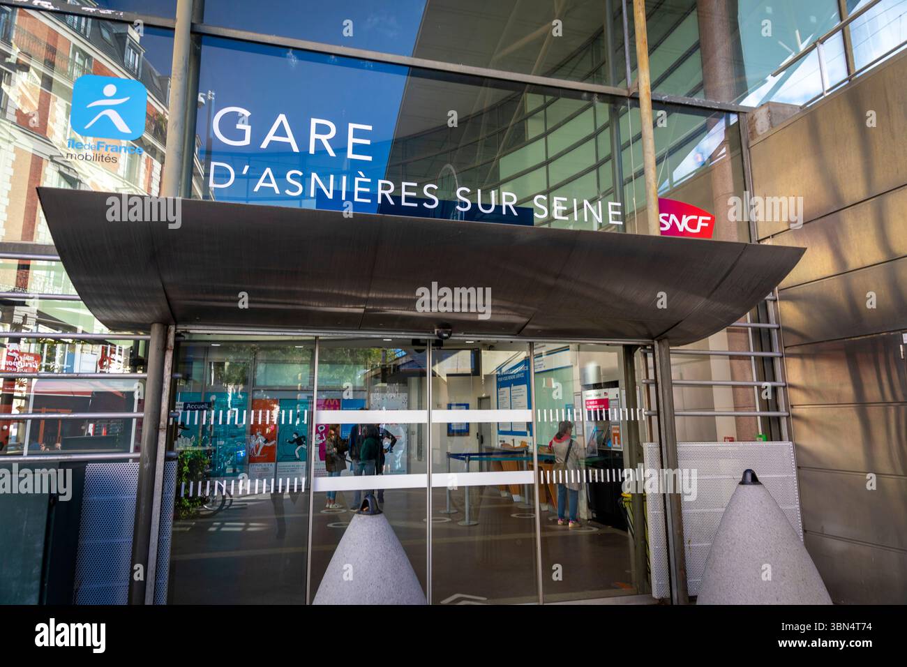 Frankreich, Ile-de-France, Hauts-de-seine, Asnieres-sur-seine. Station Stockfoto