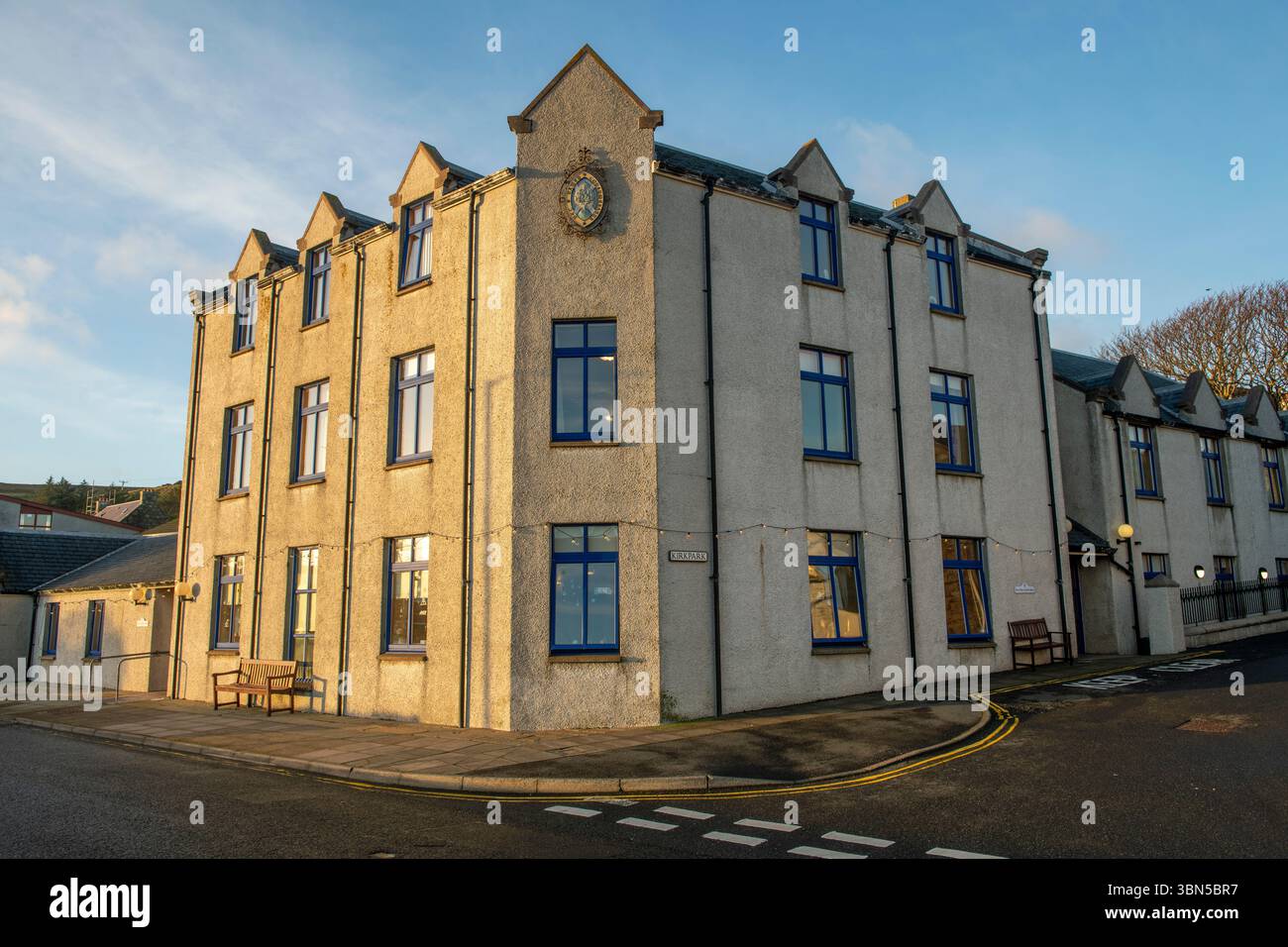 Das Walter and Joan Gray Care Centre in Scalloway, Shetland, bietet lebenswichtige Wohn- und Tagesbetreuung in einer modernen Einrichtung mit starken Verbindungen zu Stockfoto