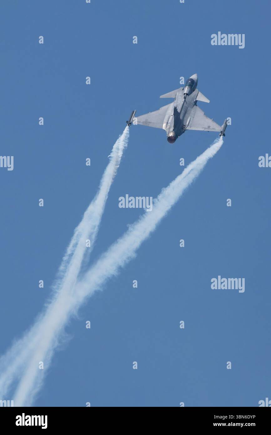 Saab 39 Gripen Kampfflugzeug beim Motril Air Festival. Stockfoto