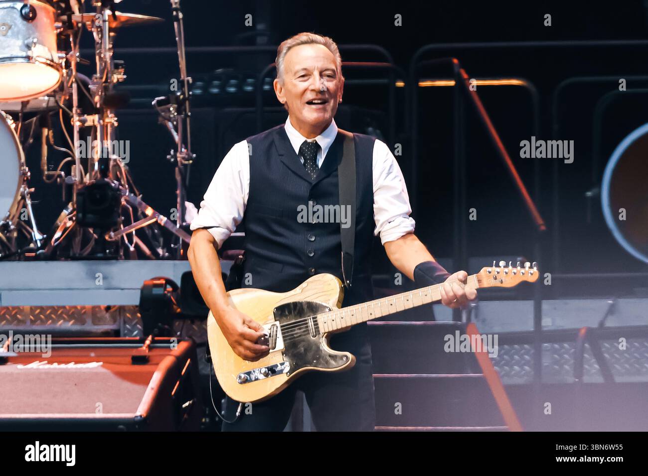 Mailand, Italien. 30. Juni 2025. Mailand, Bruce Springsteen tritt während der World Tour 2025 im San Siro Stadion auf. Auf dem Foto: Bruce Springsteen (Singer-Songwriter) Credit: Independent Photo Agency/Alamy Live News Stockfoto