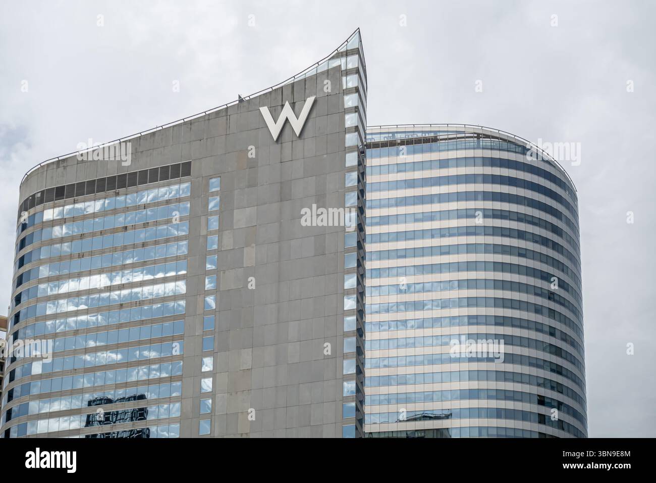 W Bangkok Hotelgebäude, Sathon Rd, Si Lom, Bang Rak, Bangkok 10500, Thailand Stockfoto