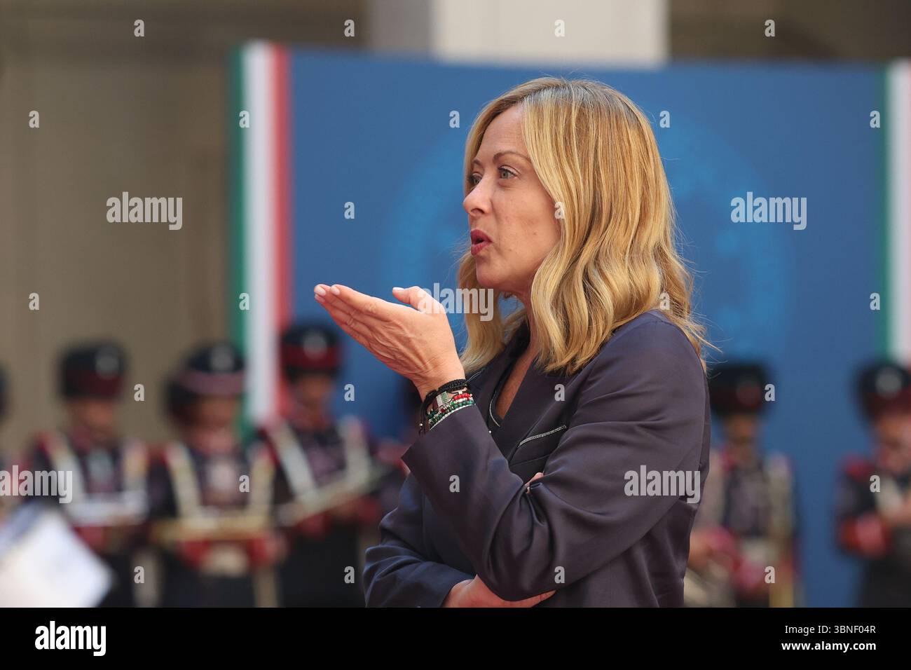 Meloni palazzo chigi -Fotos und -Bildmaterial in hoher Auflösung – Alamy