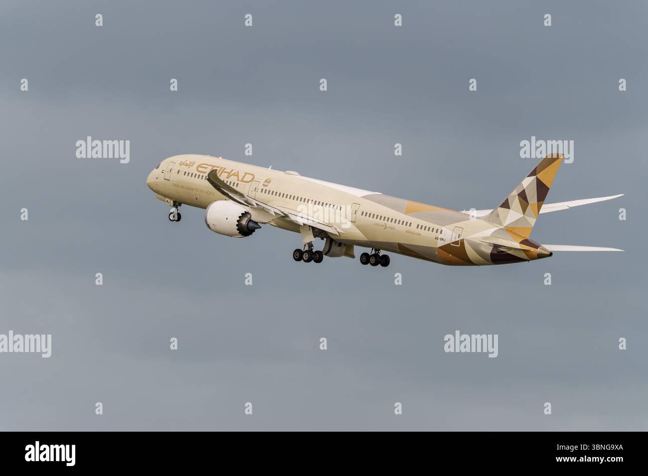 Etihad Airways Boeing 787-10 ab Manchester International Airport Stockfoto
