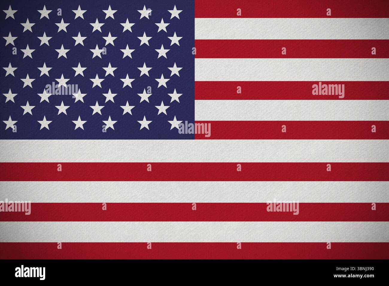 Die US-Flagge füllt den gesamten Rahmen in flachem Design mit 13 Streifen und 50 Sternen Stockfoto