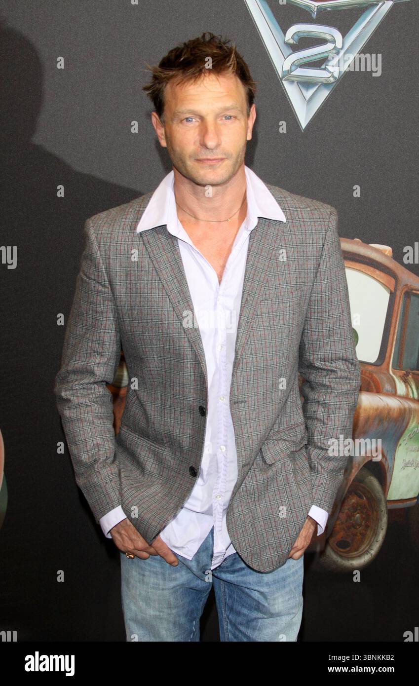 Thomas Kretschmann bei der Premiere von „Cars 2“ in München am 28. Juli 2011 Stockfoto