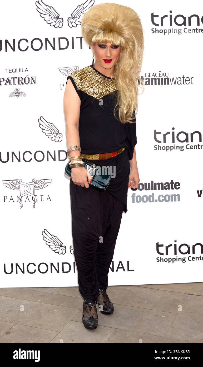 Jodie Harsh beim Start des „unbedingten“ Ladens in Manchester am 28. Juli 2011 Stockfoto