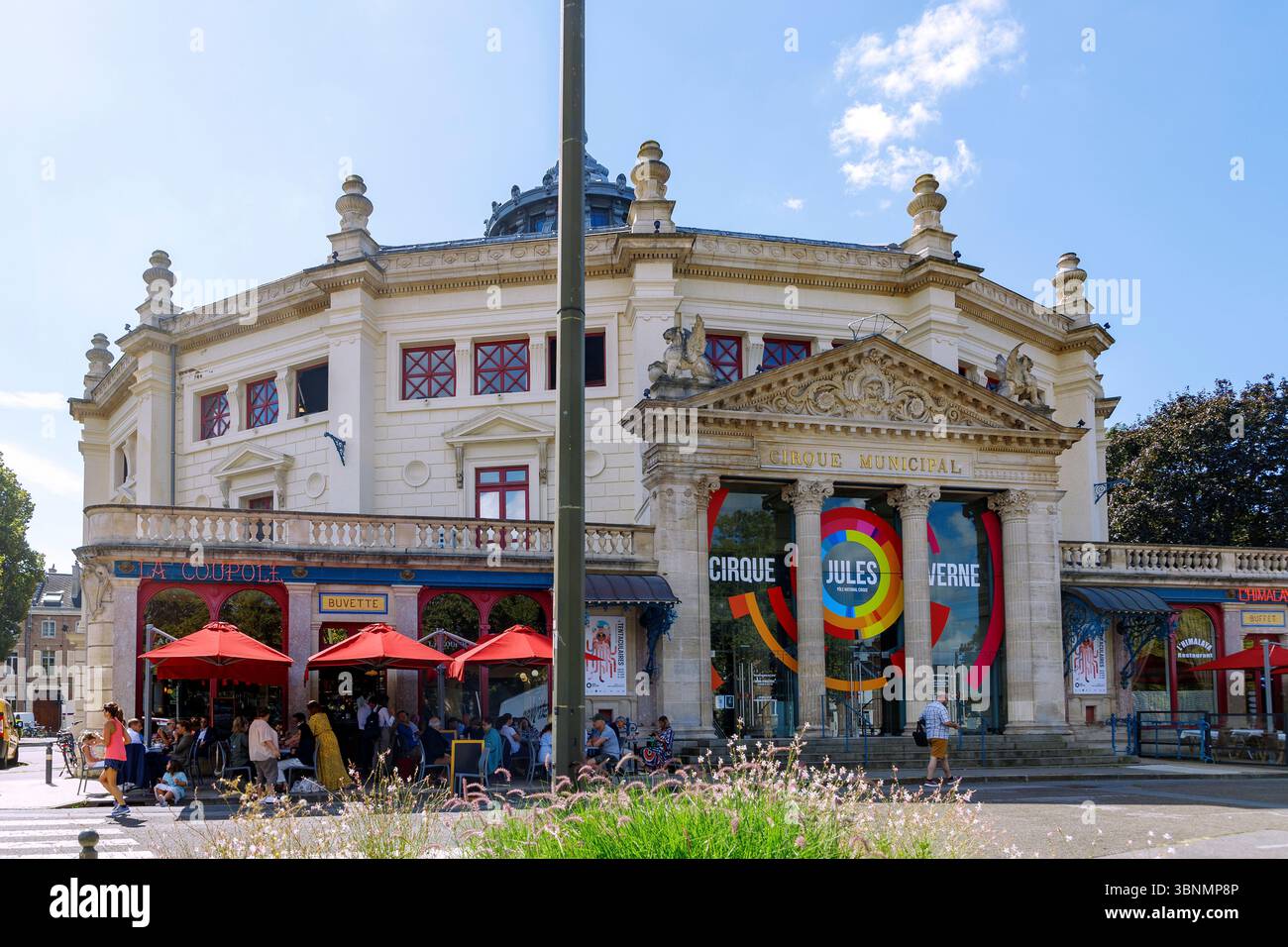 Cirque Jules Verne (Cirque Municipal, Pole National Cirque et Arts de la Rue) in Amiens im Departement Somme in der französischen Region Hauts-de-France Stockfoto