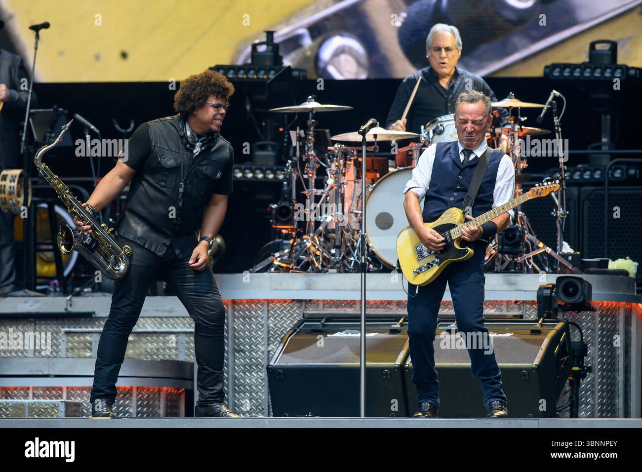 Mailand, Italien. Juli 2025. Concerto di Bruce Springsteen allo stadio San Siro per il The Land of Hope & Dreams Tour - Milano, 03 Luglio 2025 (Foto Claudio Furlan/Lapresse) Konzert von Bruce Springsteen im Stadion San Siro für das Land der Hoffnung & Dreams Tour - Mailand, 03. Juli 2025 (Foto Claudio Furlan/Lapresse) Credit: LaPresse/Alamy Live News Stockfoto