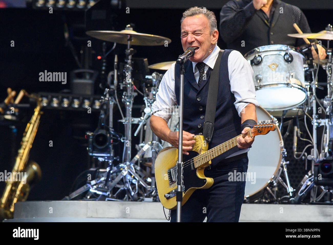 Mailand, Italien. Juli 2025. Concerto di Bruce Springsteen allo stadio San Siro per il The Land of Hope & Dreams Tour - Milano, 03 Luglio 2025 (Foto Claudio Furlan/Lapresse) Konzert von Bruce Springsteen im Stadion San Siro für das Land der Hoffnung & Dreams Tour - Mailand, 03. Juli 2025 (Foto Claudio Furlan/Lapresse) Credit: LaPresse/Alamy Live News Stockfoto