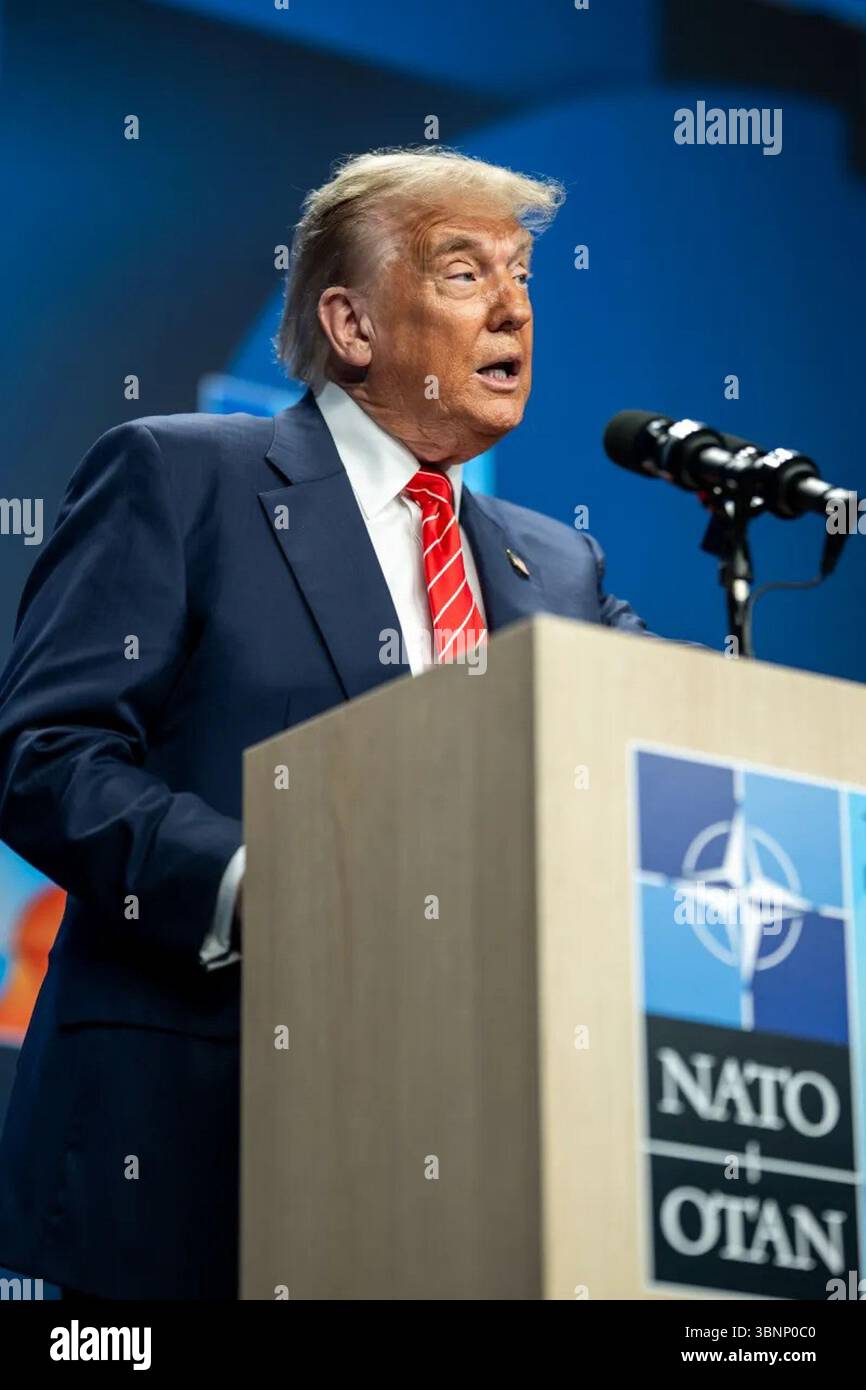 Präsident Trump spricht bei einer Pressekonferenz während des NATO-Gipfels. Juni 2025. Bild mit freundlicher Genehmigung des Weißen Hauses. Stockfoto
