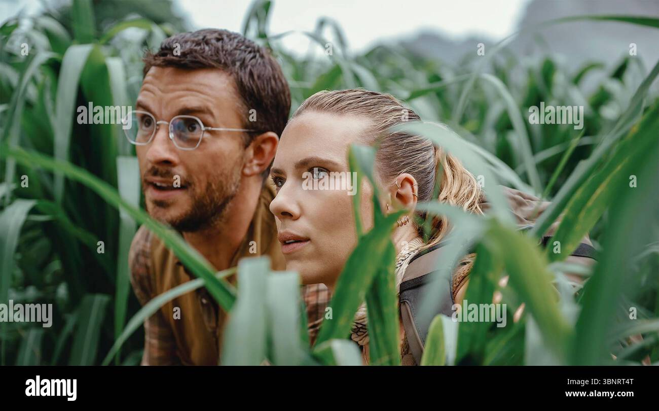 JURASSIC WORLD REBIRTH 2025 Universal Pictures Film mit Scarlett Johansson und Jonathan Bailey Stockfoto