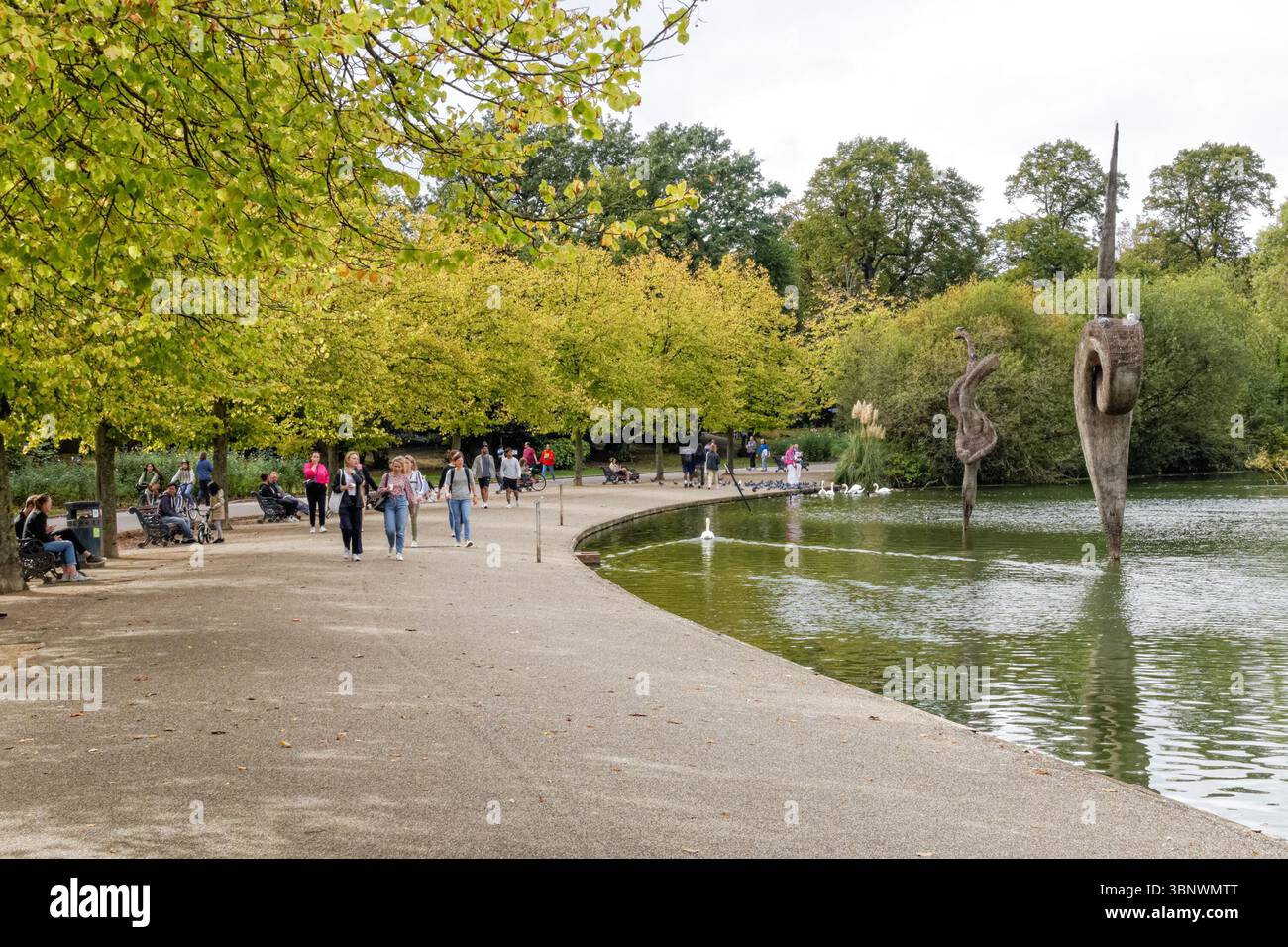 Menschen in Victoria Park, London England Vereinigtes Königreich Großbritannien und Nordirland Stockfoto