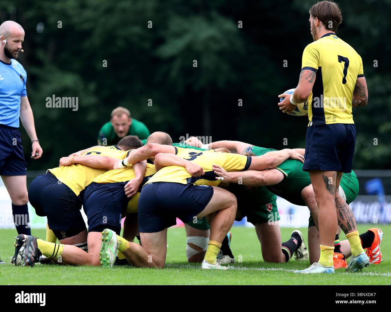 29.06.2025, xcex, DE, Hamburg, Rugby, Hamburg Seven Rugby, Rugby Europe, Eurovia, Rugby Europe Sevens Championship Series Hamburg, Gedraenge, Scrum, Symbolbild *** 29 06 2025, xcex, DE, Hamburg, Rugby, Hamburg Seven Rugby, Rugby Europe, Eurovia, Rugby Europe Sevens Championship Series Hamburg, Gedraenge, Scrum, Symbolbild CE Stockfoto