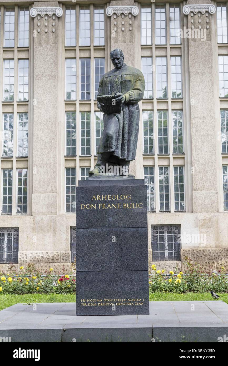 Frane bulic statue -Fotos und -Bildmaterial in hoher Auflösung – Alamy