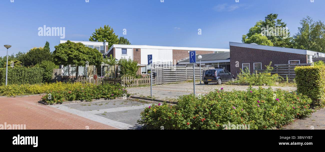 Ehemaliges Dorfhaus in der Tolbert Gemeinde Westerkwartier in der Provinz Groningen in den Niederlanden Stockfoto