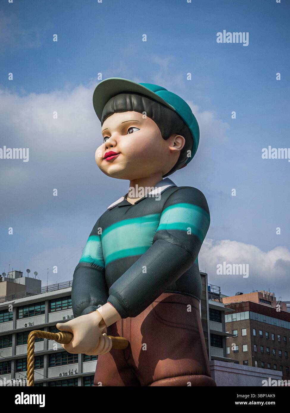 Seoul, Südkorea - Juli 05.2025: Jump Rope Game Season 3 sogar im Gwanghwamun Plaza, Seoul Stockfoto