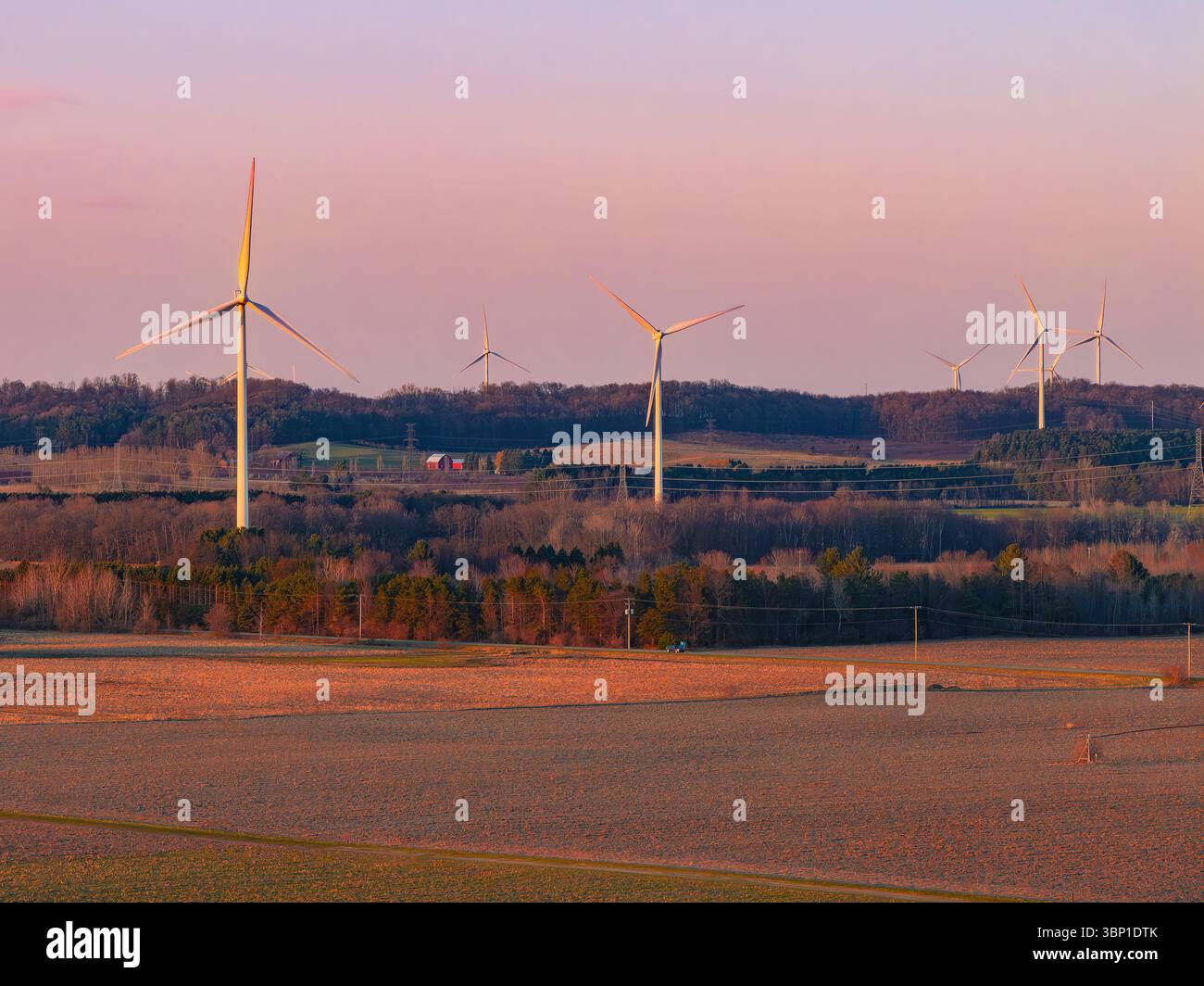 Consumer Energy Lake Winds® Energy Park in der ländlichen Stadt Pentwater im mittleren westen, Michigan, USA Stockfoto