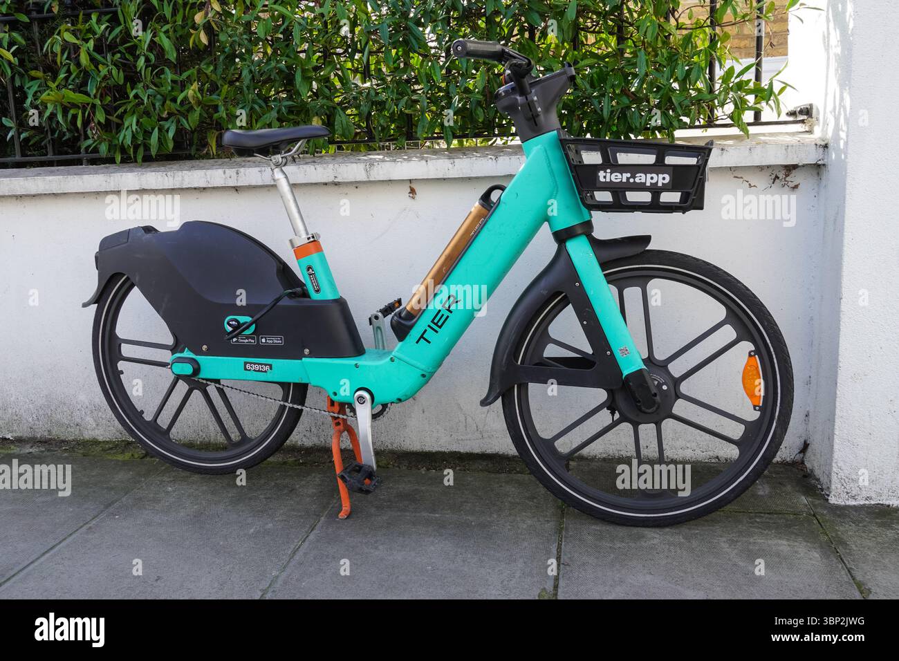Tier Elektrofahrrad in London England Großbritannien Großbritannien Stockfoto